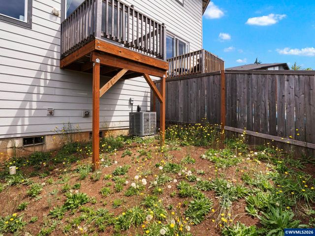 1989 Kari Dawn Av SE, Salem, OR 97306
