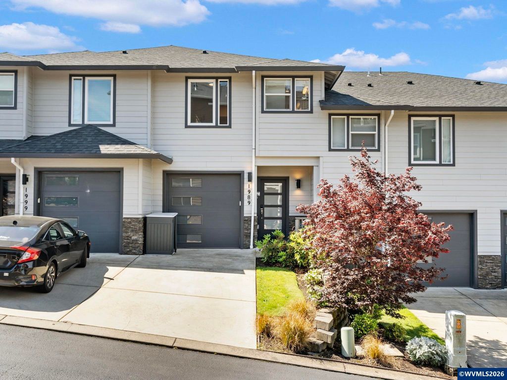 1989 Kari Dawn Av SE, Salem, OR 97306