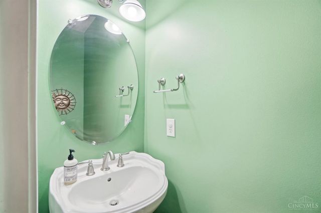 6641 Palmer Place, Miami Twp, OH 45140