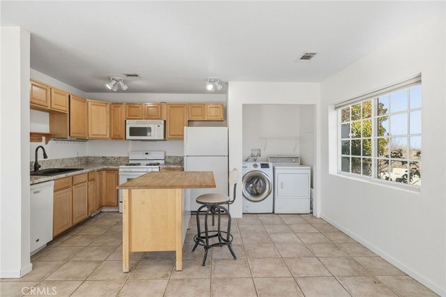 13170 Azure View, Pinon Hills, CA 92372