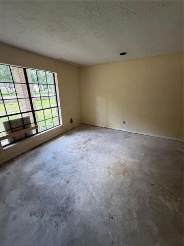 15823 Oleta Lane, Sugar Land, TX 77498