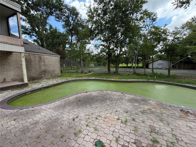15823 Oleta Lane, Sugar Land, TX 77498