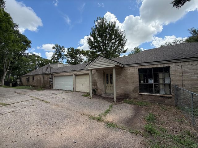 15823 Oleta Lane, Sugar Land, TX 77498