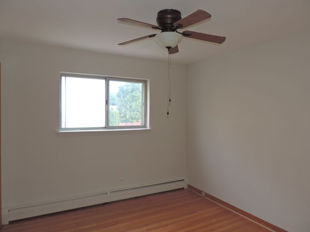 6329 W Touhy Avenue, Chicago, IL 60646