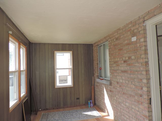 6329 W Touhy Avenue, Chicago, IL 60646