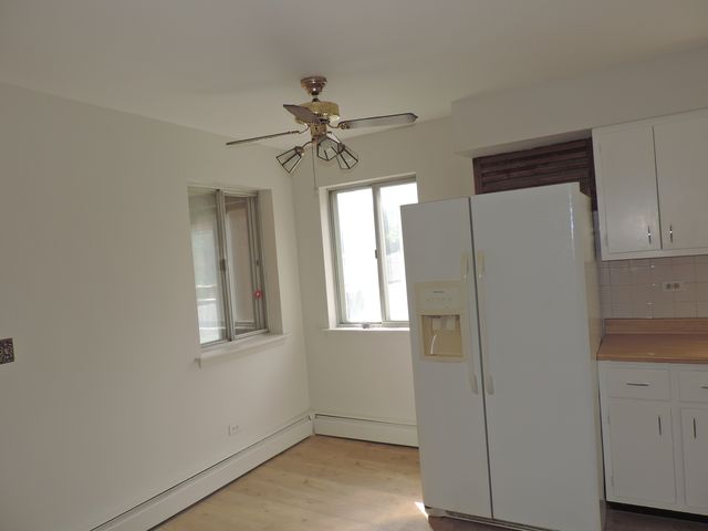 6329 W Touhy Avenue, Chicago, IL 60646