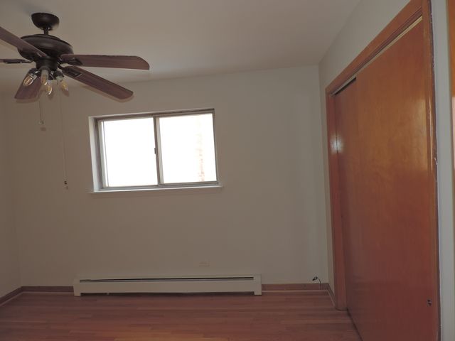 6329 W Touhy Avenue, Chicago, IL 60646