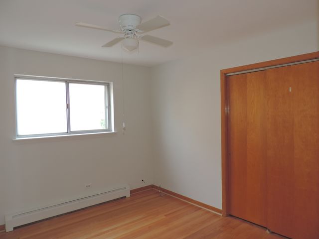 6329 W Touhy Avenue, Chicago, IL 60646
