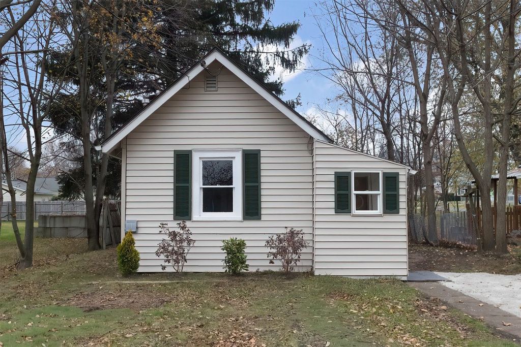 1811 BIRD Drive, Erie, PA 16510