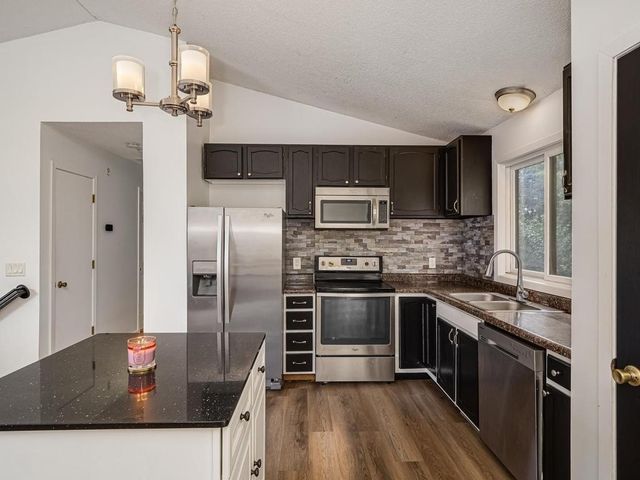 5763 W 134th Street, Savage, MN 55378