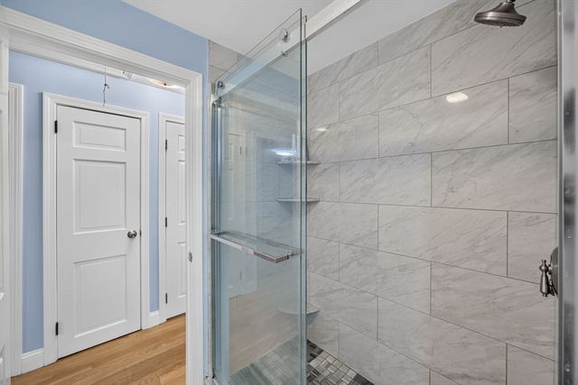 545 Lincoln Rd Ext, Barnstable, MA 02601