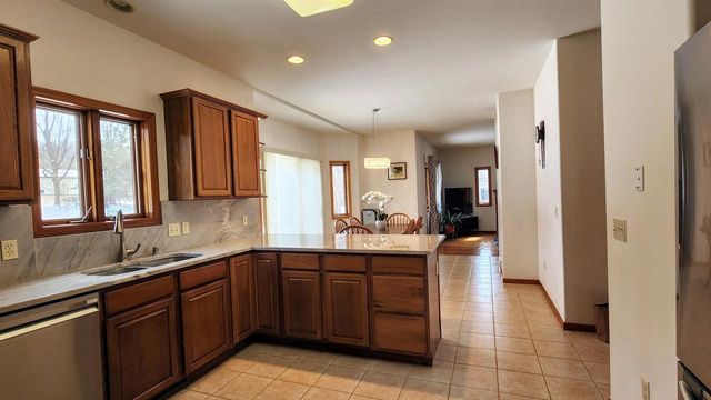 4205 Monarch Court, Middleton, WI 53562