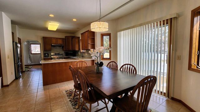4205 Monarch Court, Middleton, WI 53562