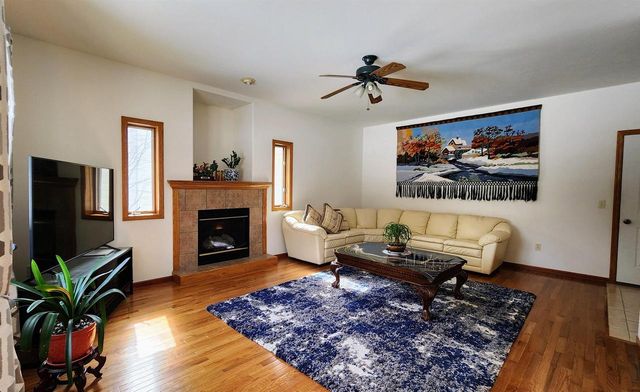 4205 Monarch Court, Middleton, WI 53562