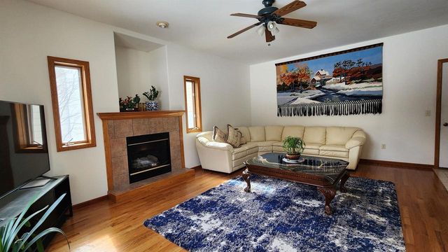 4205 Monarch Court, Middleton, WI 53562