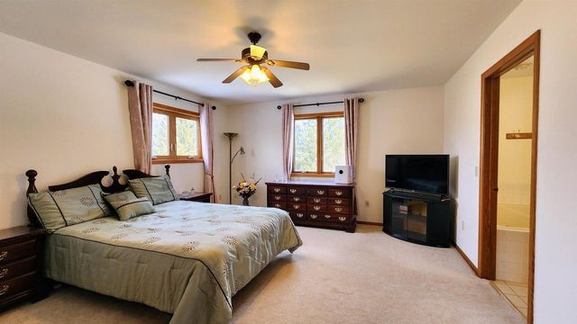 4205 Monarch Court, Middleton, WI 53562