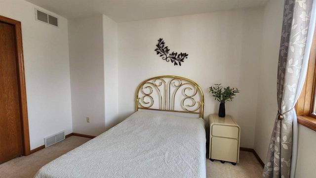 4205 Monarch Court, Middleton, WI 53562