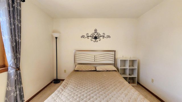 4205 Monarch Court, Middleton, WI 53562