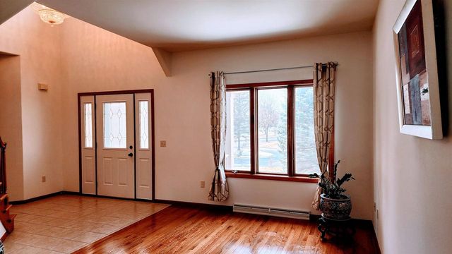 4205 Monarch Court, Middleton, WI 53562