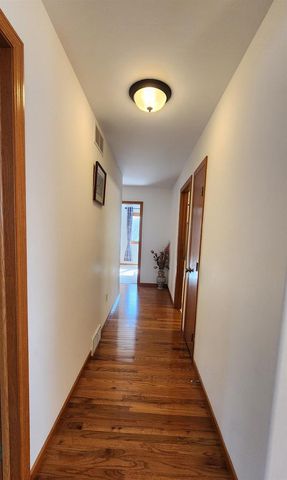 4205 Monarch Court, Middleton, WI 53562