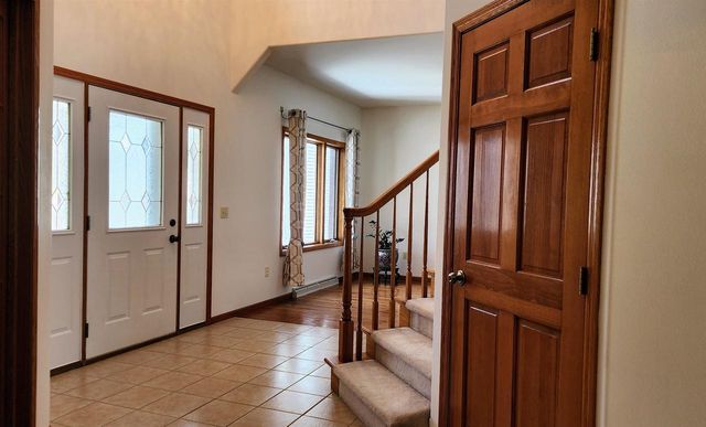 4205 Monarch Court, Middleton, WI 53562