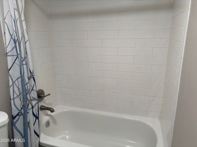 3902 W MCLELLAN Boulevard, Phoenix, AZ 85019