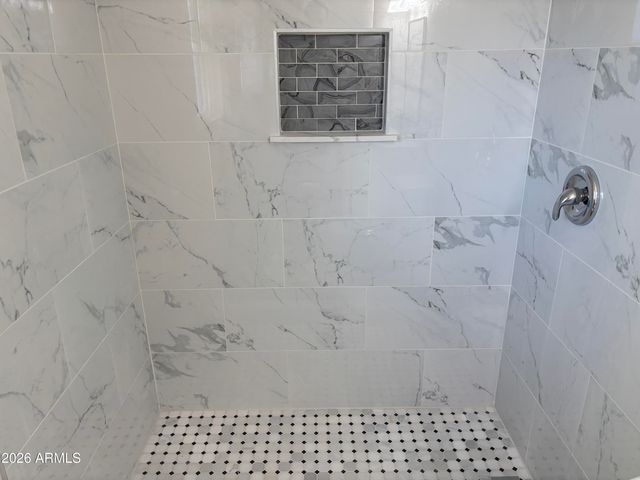 3902 W MCLELLAN Boulevard, Phoenix, AZ 85019