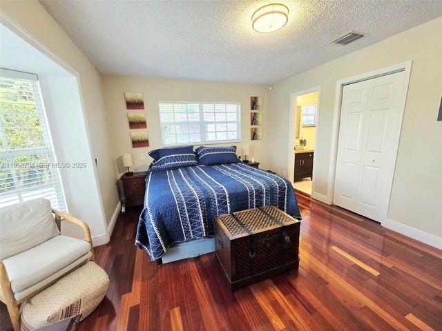 3371 NW 67th St, Fort Lauderdale, FL 33309