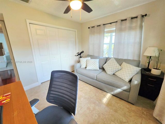 3371 NW 67th St, Fort Lauderdale, FL 33309