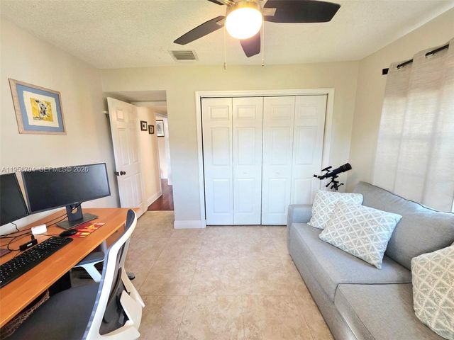 3371 NW 67th St, Fort Lauderdale, FL 33309