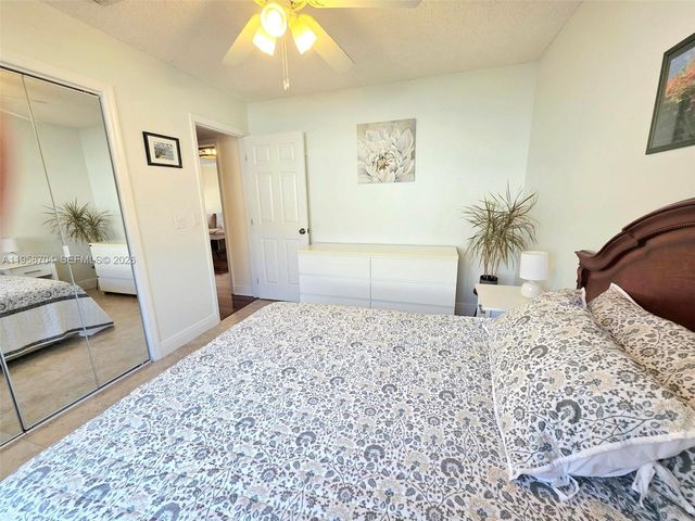 3371 NW 67th St, Fort Lauderdale, FL 33309