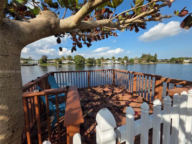 3371 NW 67th St, Fort Lauderdale, FL 33309