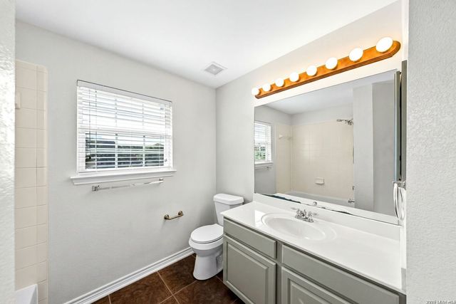 4426 Pinehurst Mesa, San Antonio, TX 78247