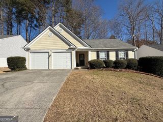 137 Park Forest Drive NW, Kennesaw, GA 30144