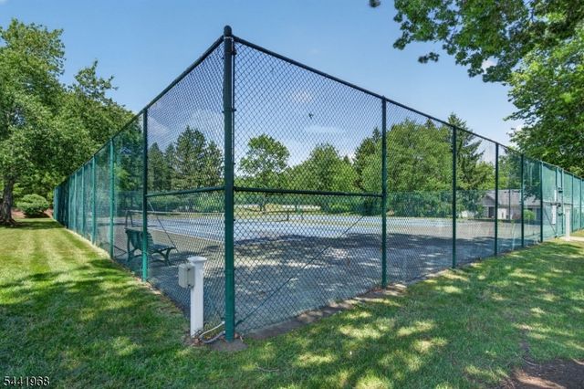 130 Hatfield Ln, East Brunswick Twp., NJ 08816