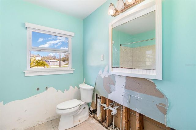 311 RAVENNA STREET N, Nokomis, FL 34275