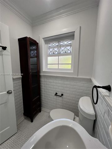 1452 Urbino Avenue, Coral Gables, FL 33146