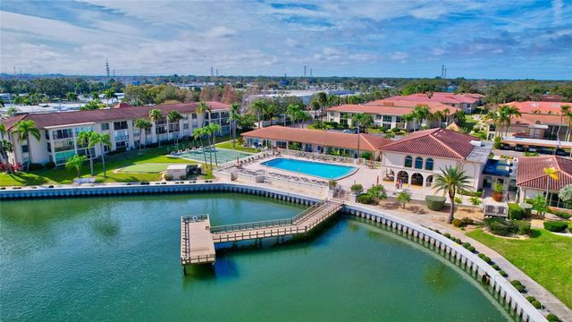 19029 US HIGHWAY 19 N 9-308, Clearwater, FL 33764