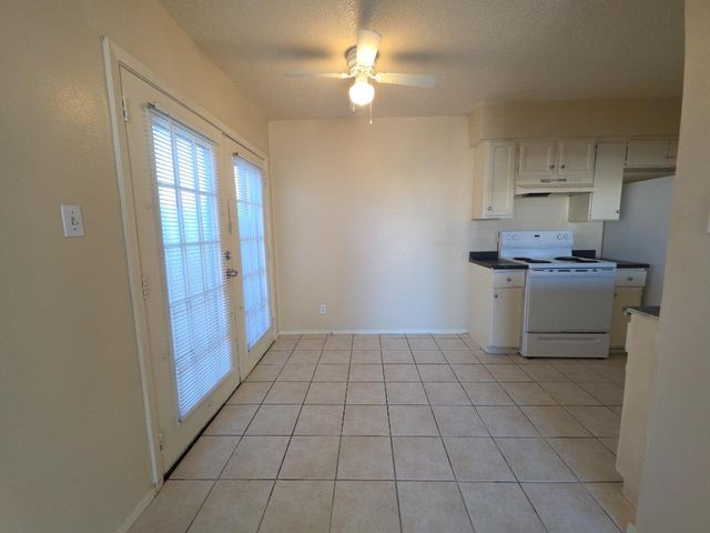 5808 Wellington DR 3, Austin, TX 78723