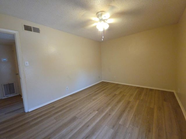 5808 Wellington DR 3, Austin, TX 78723