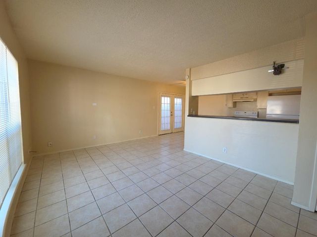 5808 Wellington DR 3, Austin, TX 78723