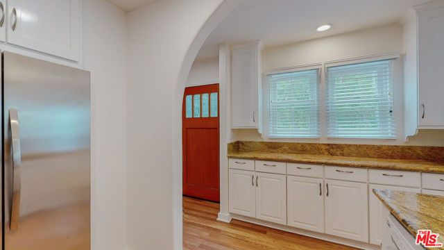 1011 N La Jolla Avenue, Los Angeles, CA 90046
