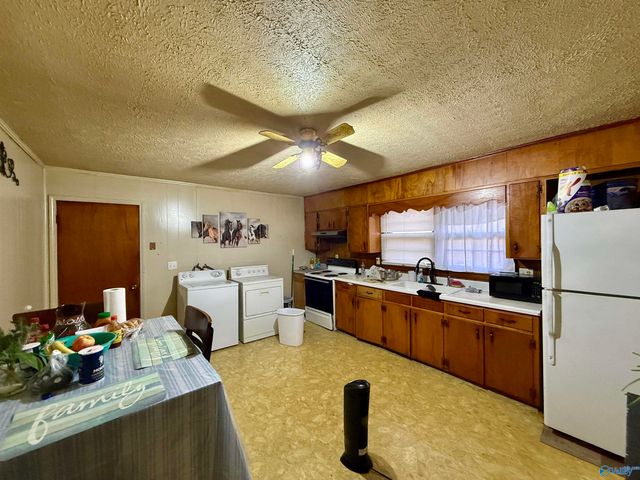 209 Gray Road, Albertville, AL 35951