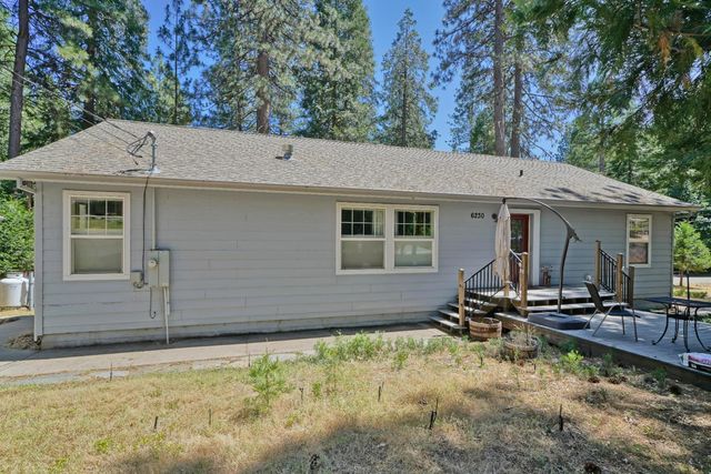 6230 Dolly Varden Ln, Pollock Pines, CA 95726
