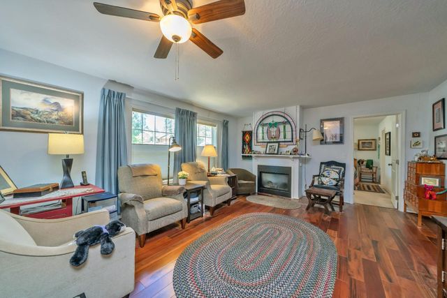 6230 Dolly Varden Ln, Pollock Pines, CA 95726