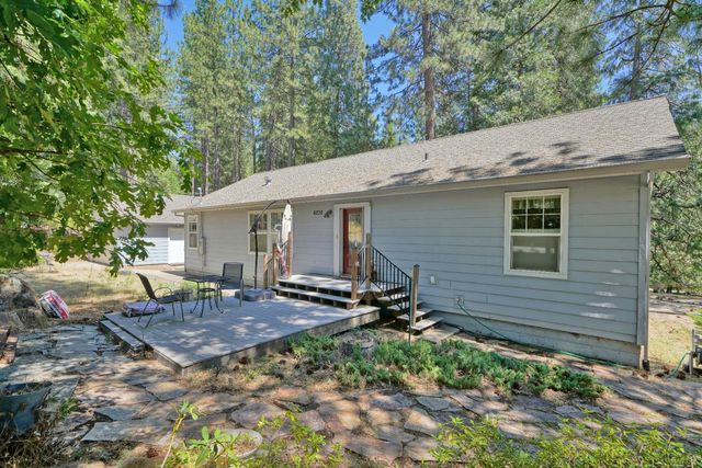 6230 Dolly Varden Ln, Pollock Pines, CA 95726