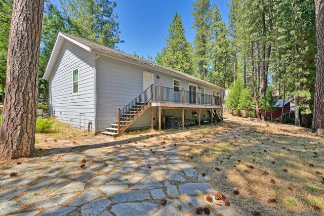 6230 Dolly Varden Ln, Pollock Pines, CA 95726