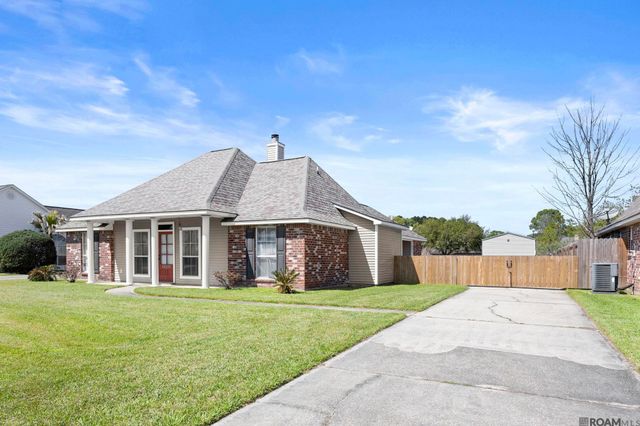 12235 Dove Hollow Dr, Denham Springs, LA 70726