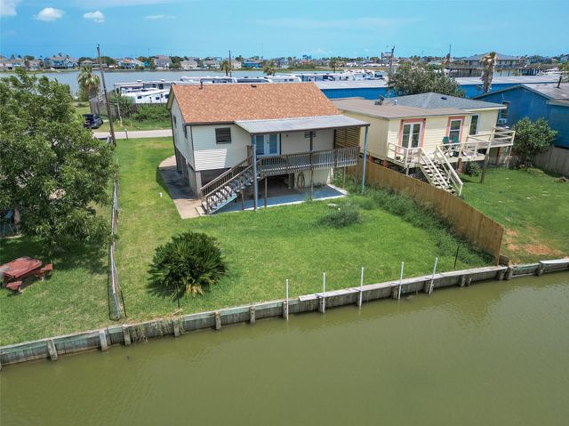 7102 Terrasso Drive, Hitchcock, TX 77563