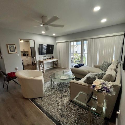 87 Piedmont B, Delray Beach, FL 33484